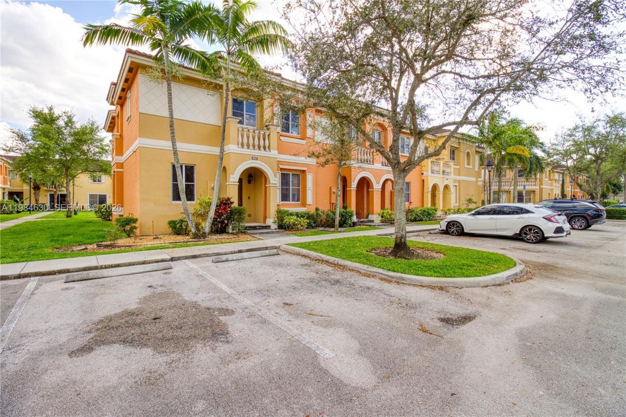 8920 SW 18th St, Miramar, FL 33025 Photo