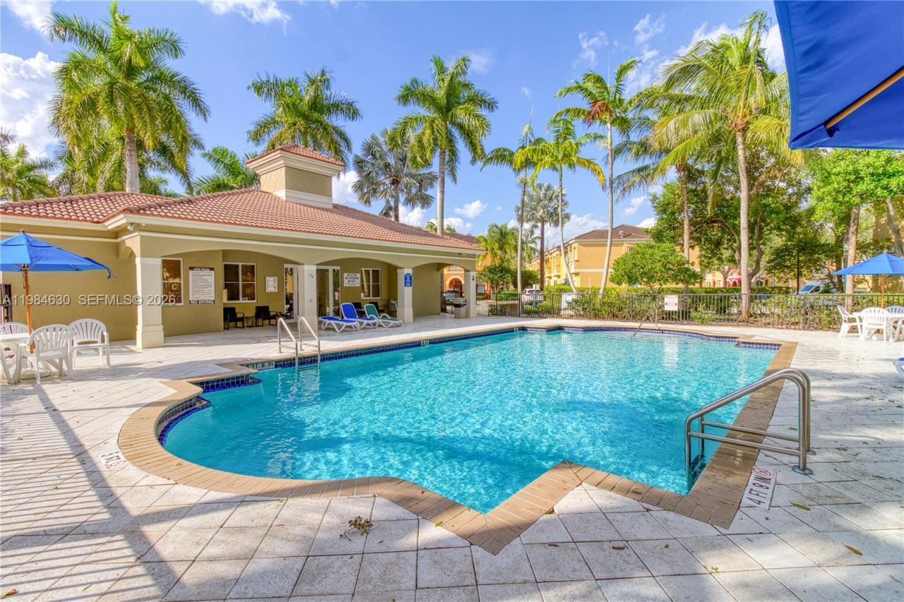 8920 SW 18th St, Miramar, FL 33025 Photo