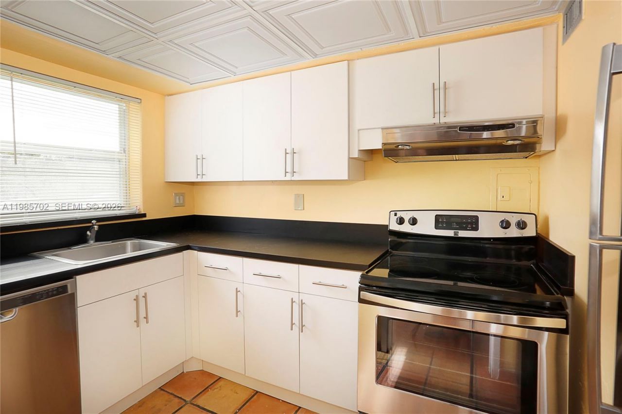 7720 SW 54th Ct , Unit 42B, Miami, FL 33143 Photo