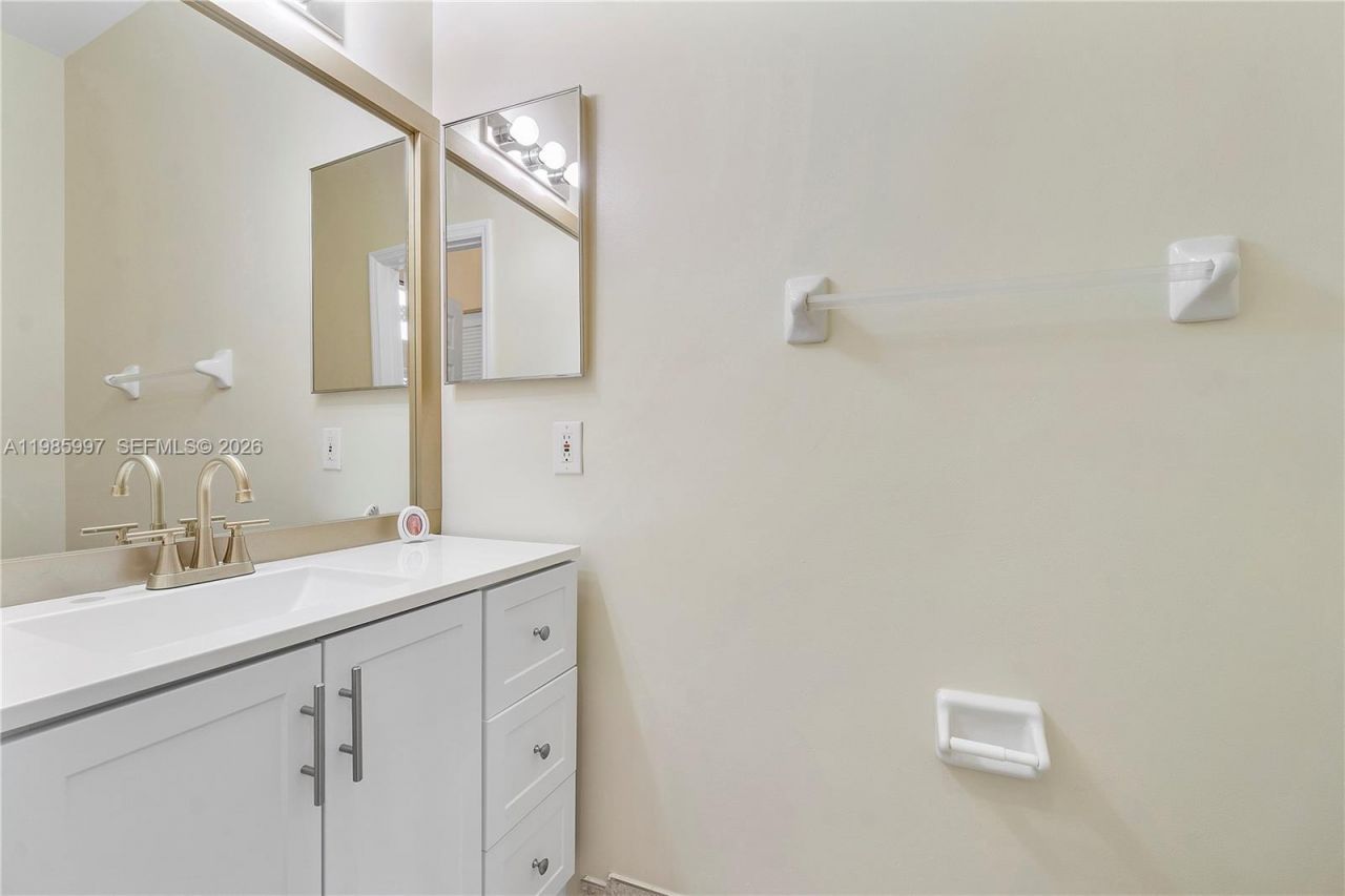 5310 NW 124th Way , Coral Springs, FL 33076 Photo