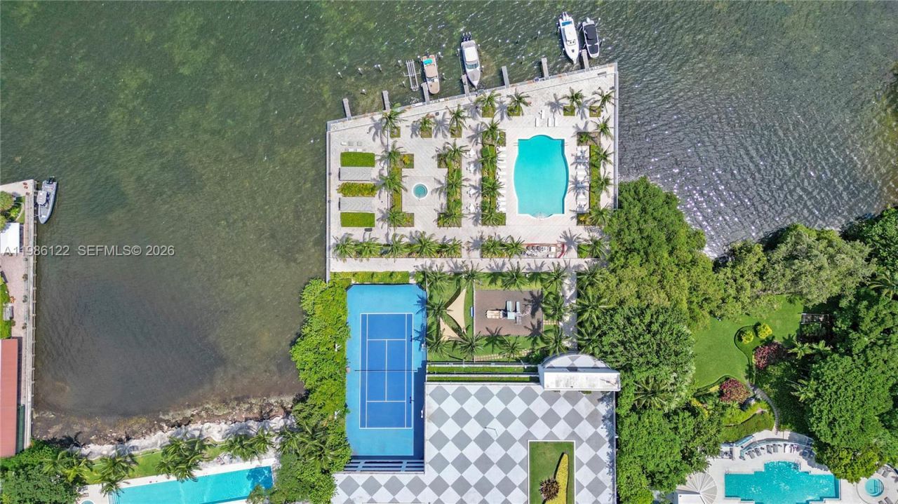 2101 Brickell Ave, Unit 2102, Miami, FL 33129 Photo