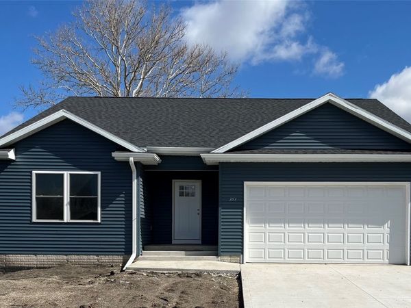 303 SE 2nd Street, Ogden, IA 50212