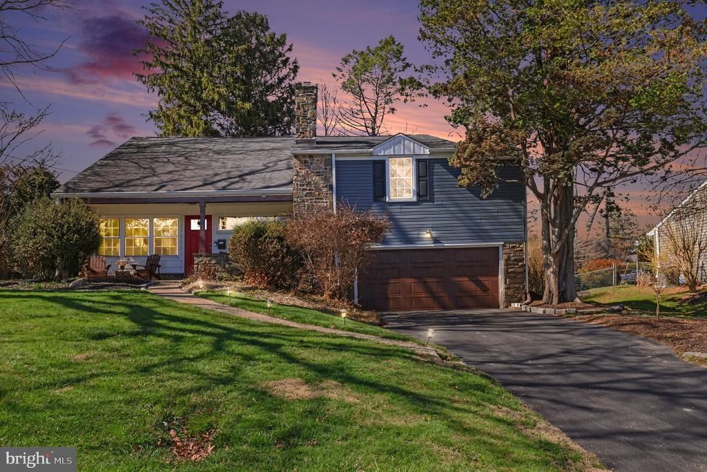 4017 CRESCENT AVENUE, LAFAYETTE HILL, PA 19444