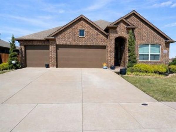 1148 Donnington Trail, Saginaw, TX 76131