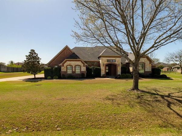 130 Austen Drive, Hudson Oaks, TX 76087