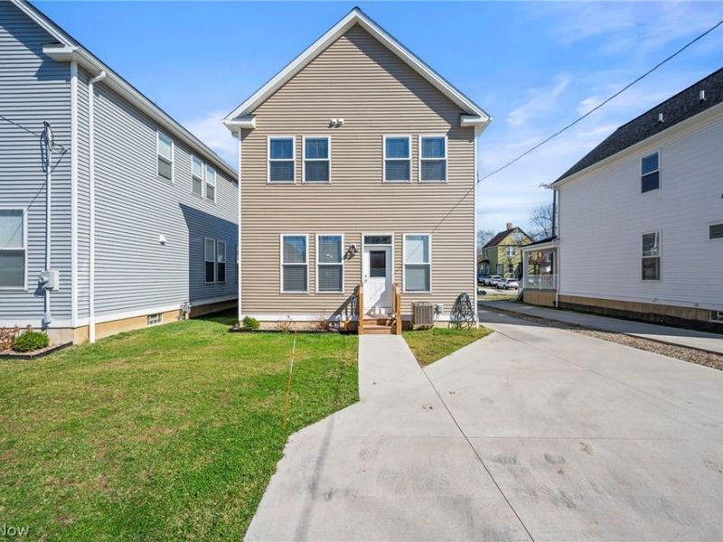 2256 E 100th Street , Cleveland, OH 44106 Photo 28