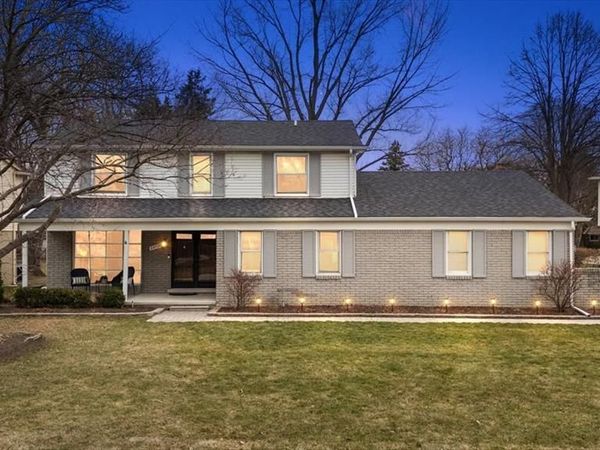 39728 Bonnie Court, Clinton Twp, MI 48038