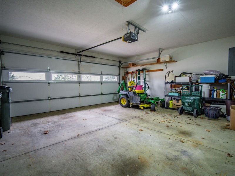 2113 Wilshire Drive, Piqua, OH 45356 Photo 9