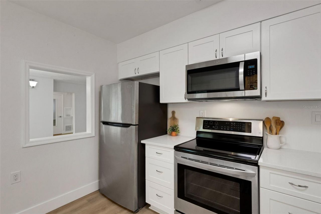 7912 Garden Drive N, Saint Petersburg, FL 33710 Photo