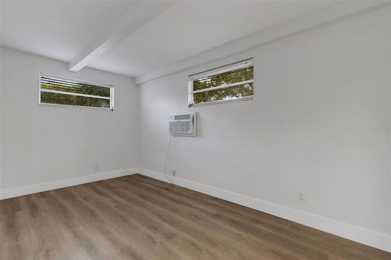 7912 Garden Drive N, Saint Petersburg, FL 33710 Photo