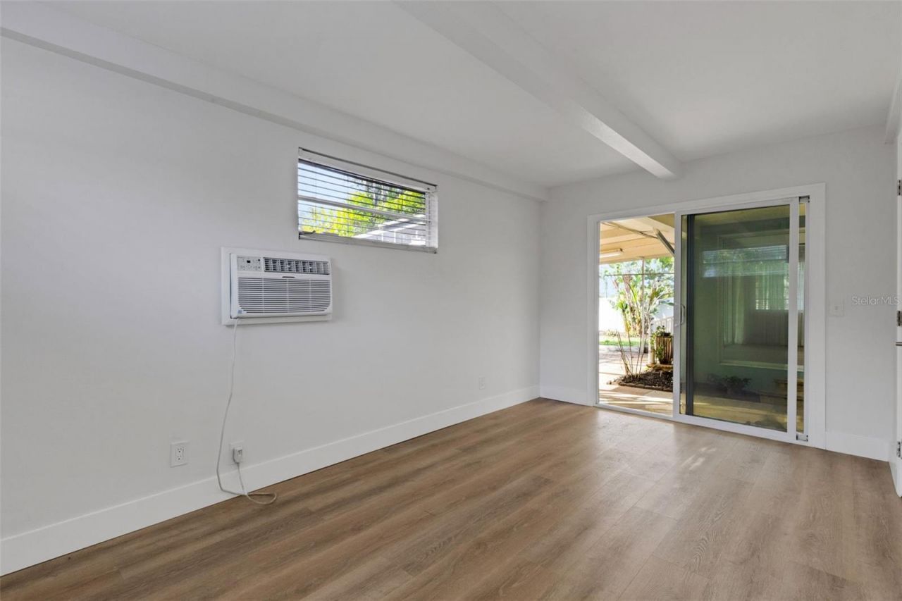 7912 Garden Drive N, Saint Petersburg, FL 33710 Photo