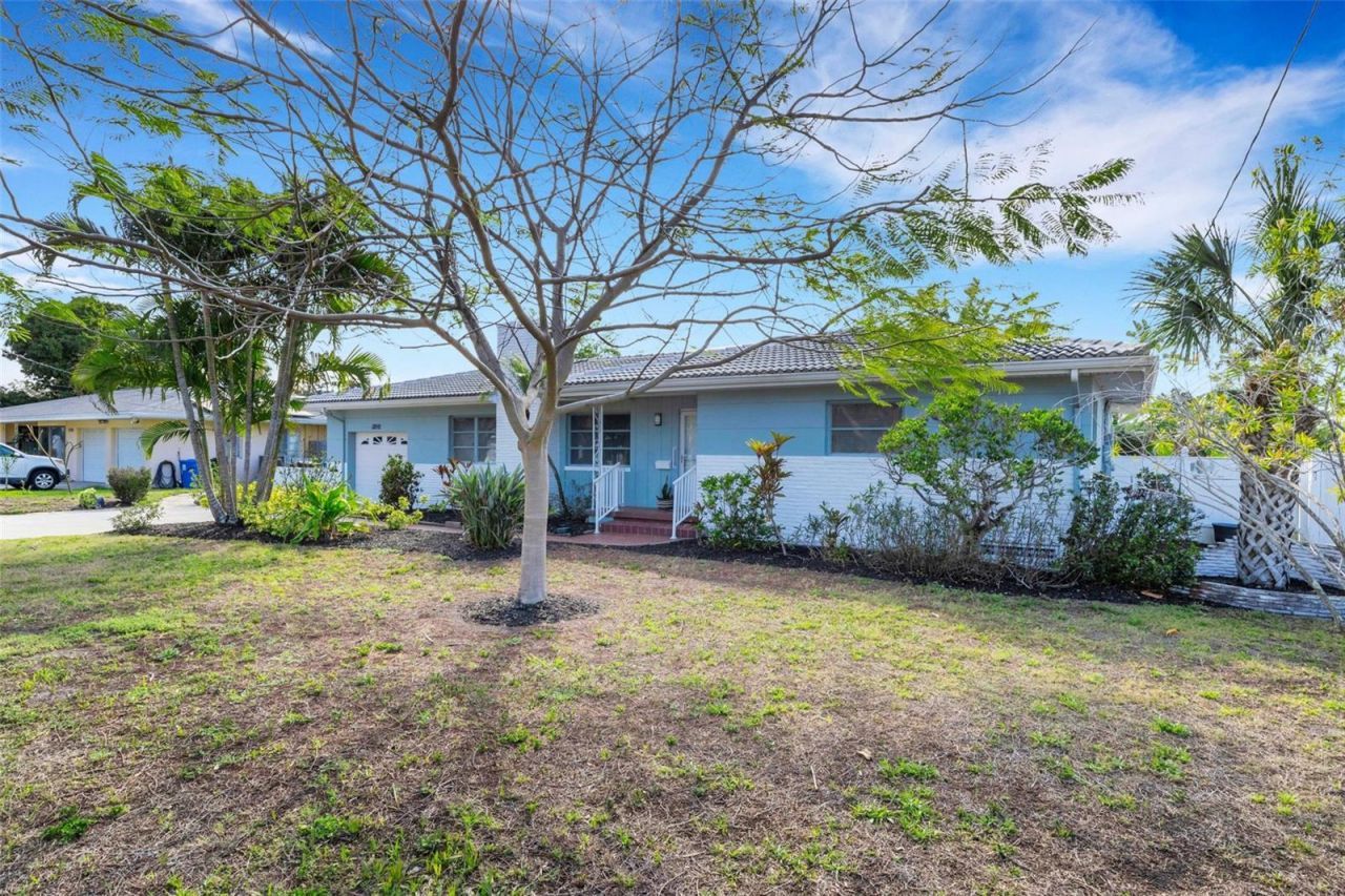 7912 Garden Drive N, Saint Petersburg, FL 33710 Photo