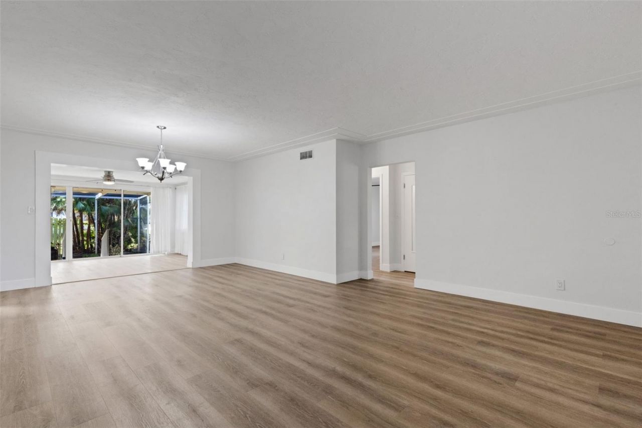 7912 Garden Drive N, Saint Petersburg, FL 33710 Photo