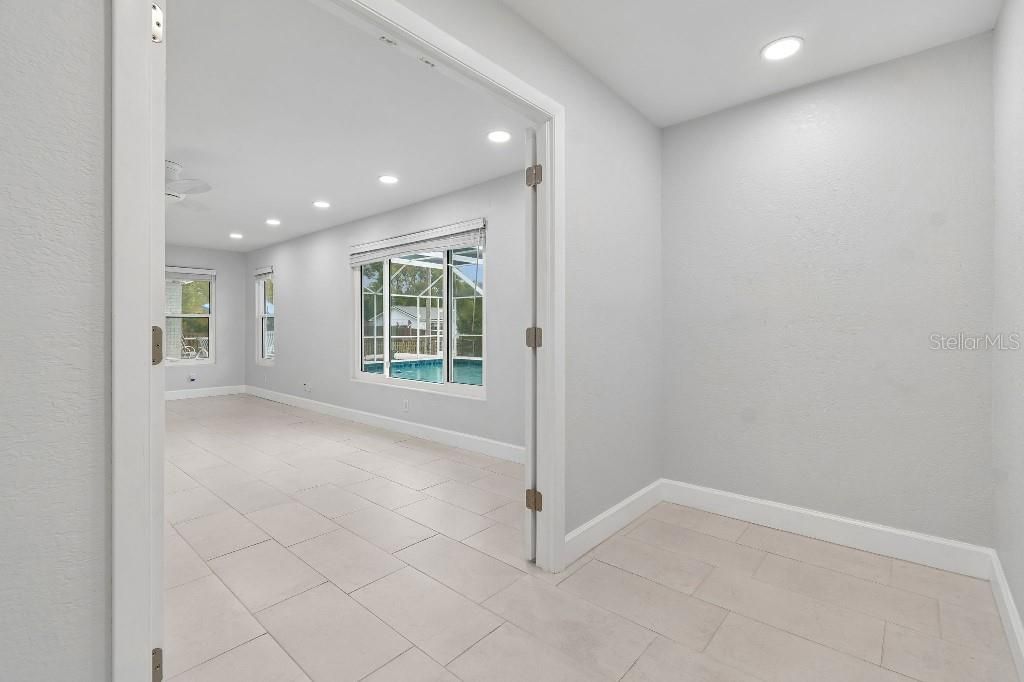 1611 Sunnyhills Drive , Brandon, FL 33510 Photo