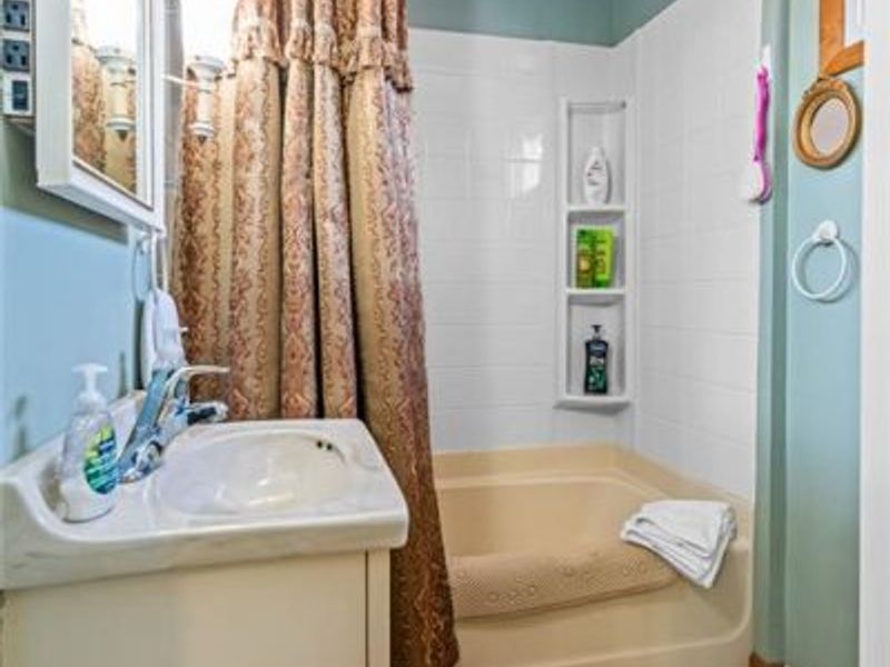 7404 Grubbs Rex Road, Twin Township, OH 45304 Photo 14