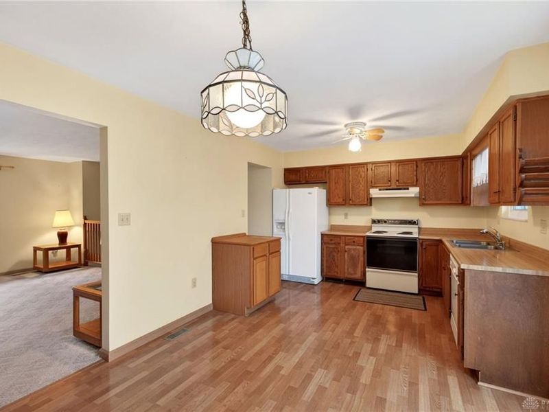 1845 S Bayberry Drive, Miamisburg, OH 45342 Photo 15