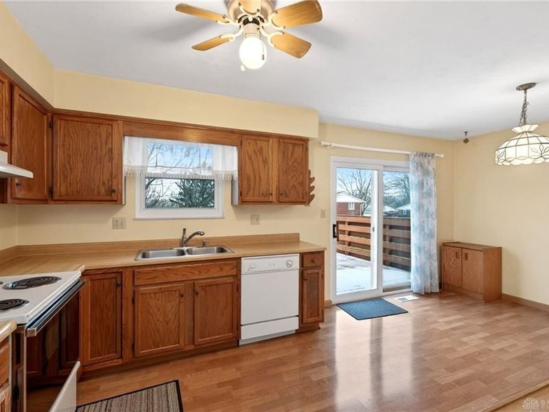 1845 S Bayberry Drive, Miamisburg, OH 45342 Photo 19