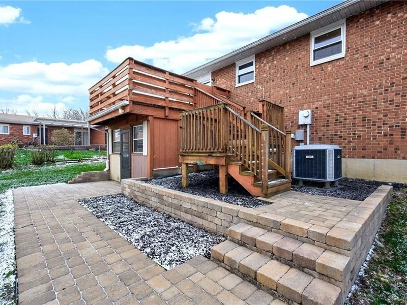 1845 S Bayberry Drive, Miamisburg, OH 45342 Photo 43