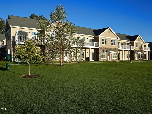 74 Weibel Avenue, Unit 13SR201, Saratoga Springs, NY 12866