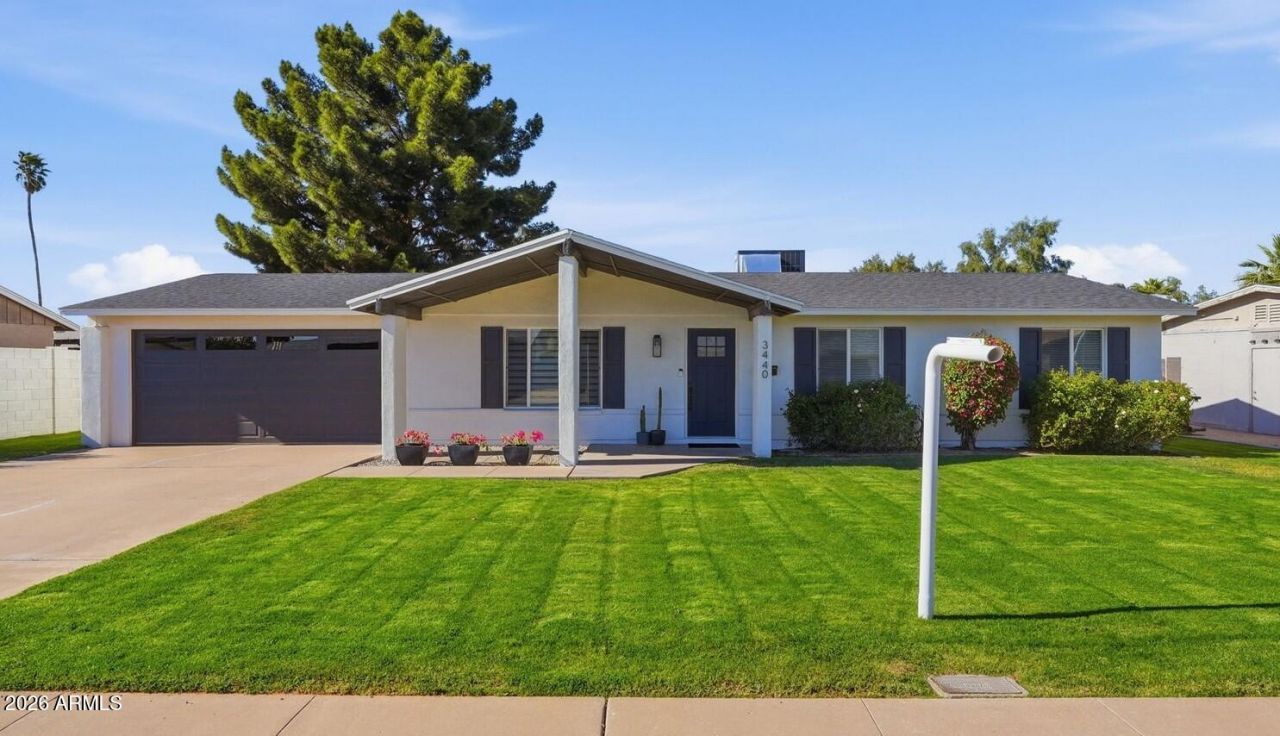 3440 E Cortez Street, Phoenix, AZ 85028 Main Photo