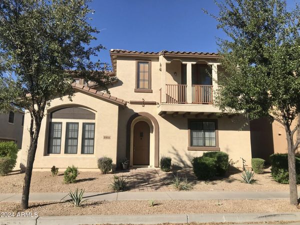 2416 W DUSTY WREN Drive, Phoenix, AZ 85085