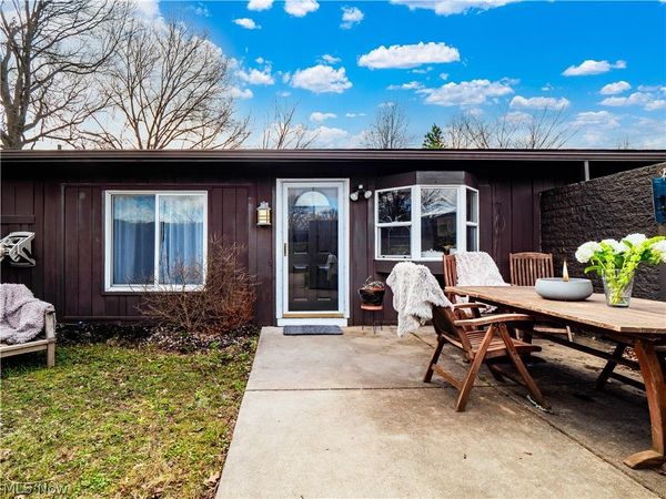 53 Greenfield Court , Berea, OH 44017