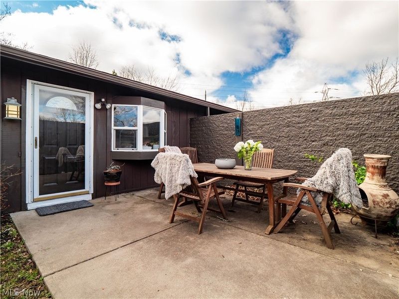 53 Greenfield Court, Berea, OH 44017 Photo 3