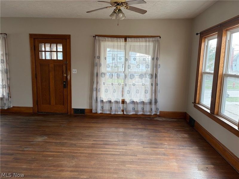 365 S Prospect Street , Medina, OH 44256 Photo 12