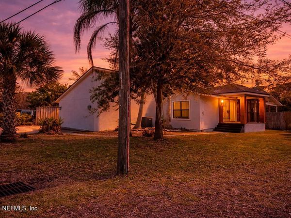 1371 RIVER HILLS Court, Jacksonville, FL 32211