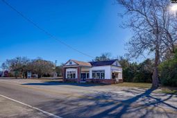 2491 And 2483 Main Street  photo 4