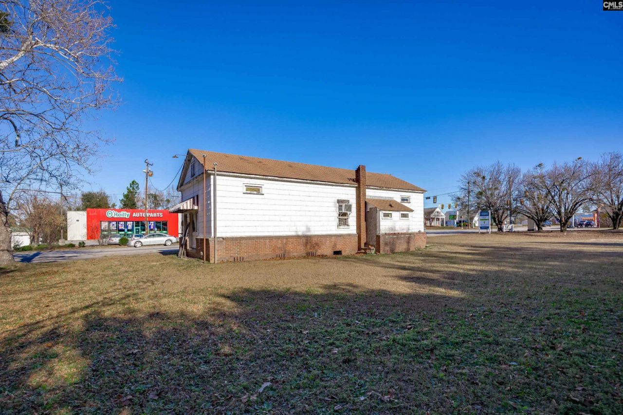 2491 And 2483 Main Street  Photo 7