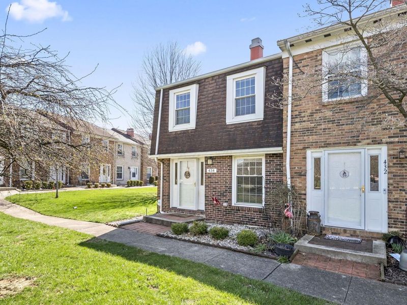 434 Pamlico Street, Unit 1, Columbus, OH 43228 Photo 4