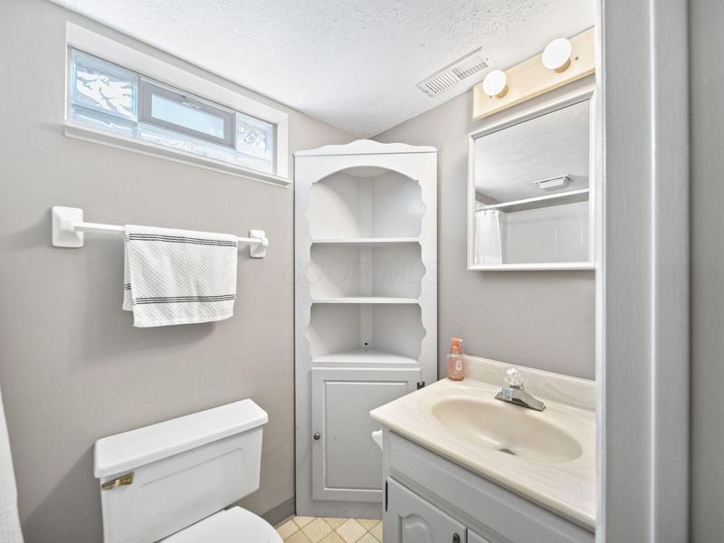 434 Pamlico Street, Unit 1, Columbus, OH 43228 Photo 40