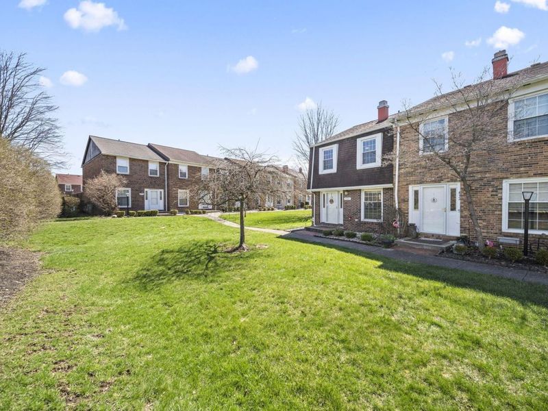 434 Pamlico Street, Unit 1, Columbus, OH 43228 Photo 7