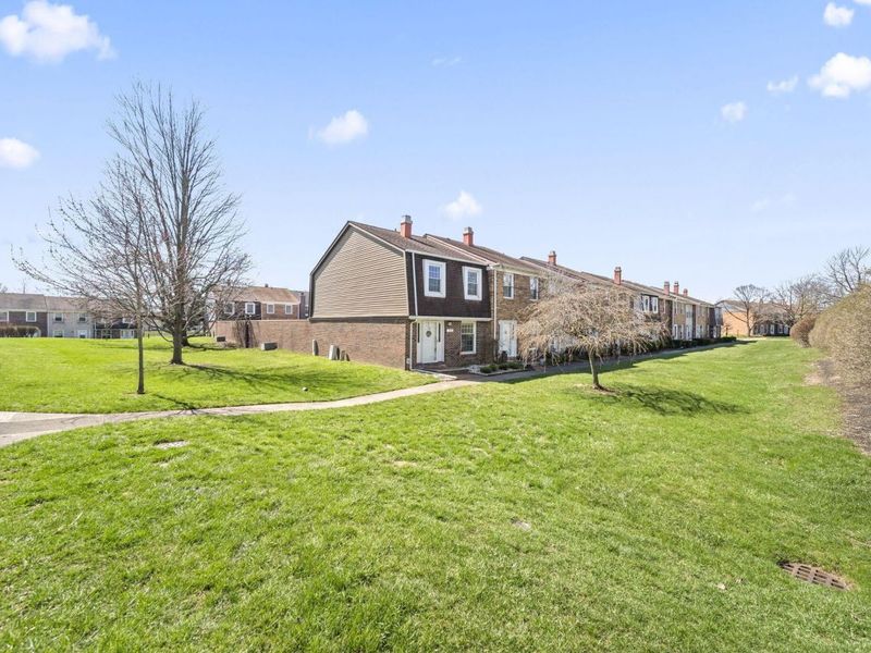 434 Pamlico Street, Unit 1, Columbus, OH 43228 Photo 8