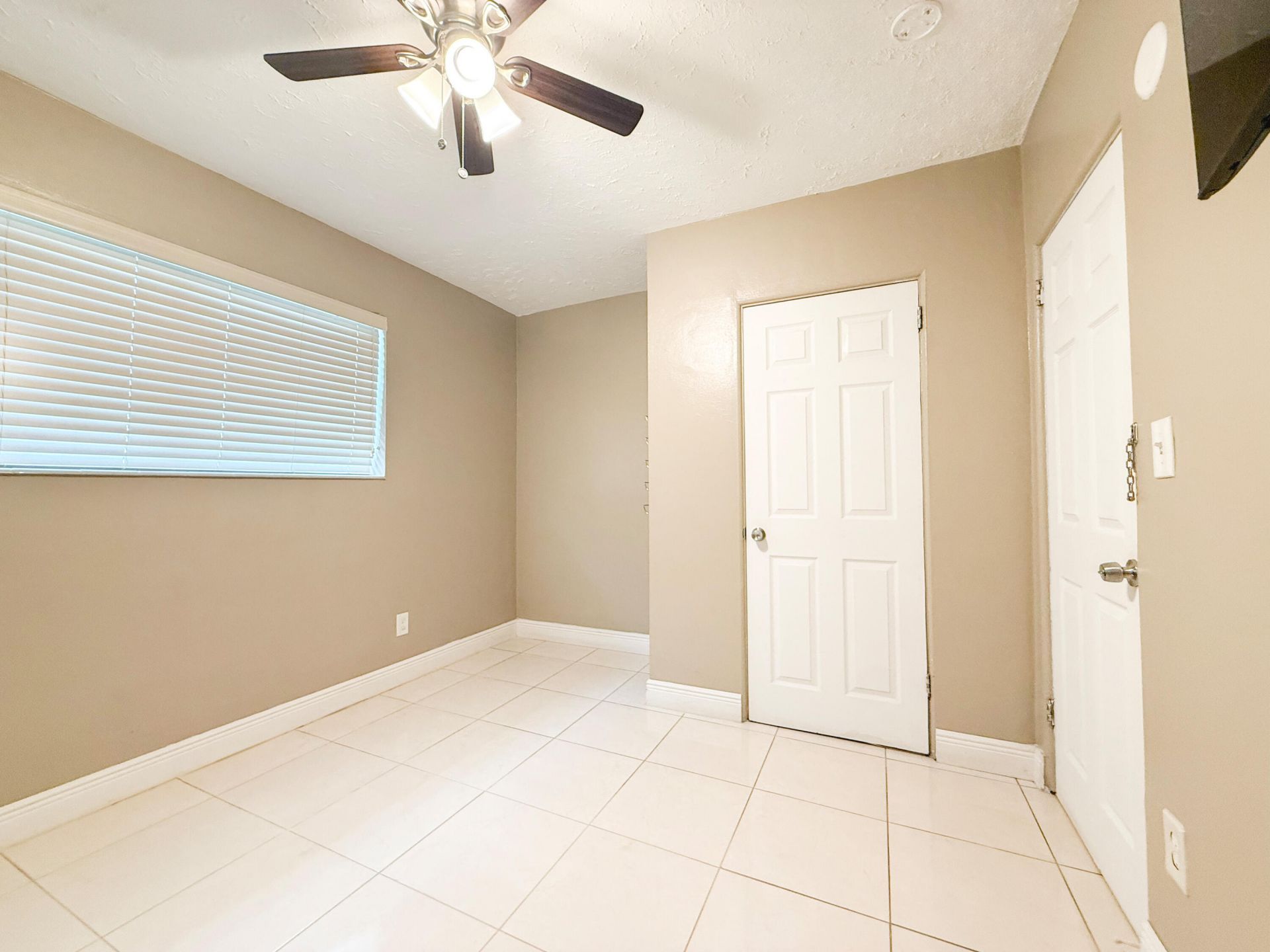 19731 NW 4th Avenue, Miami Gardens, FL 33169 Photo