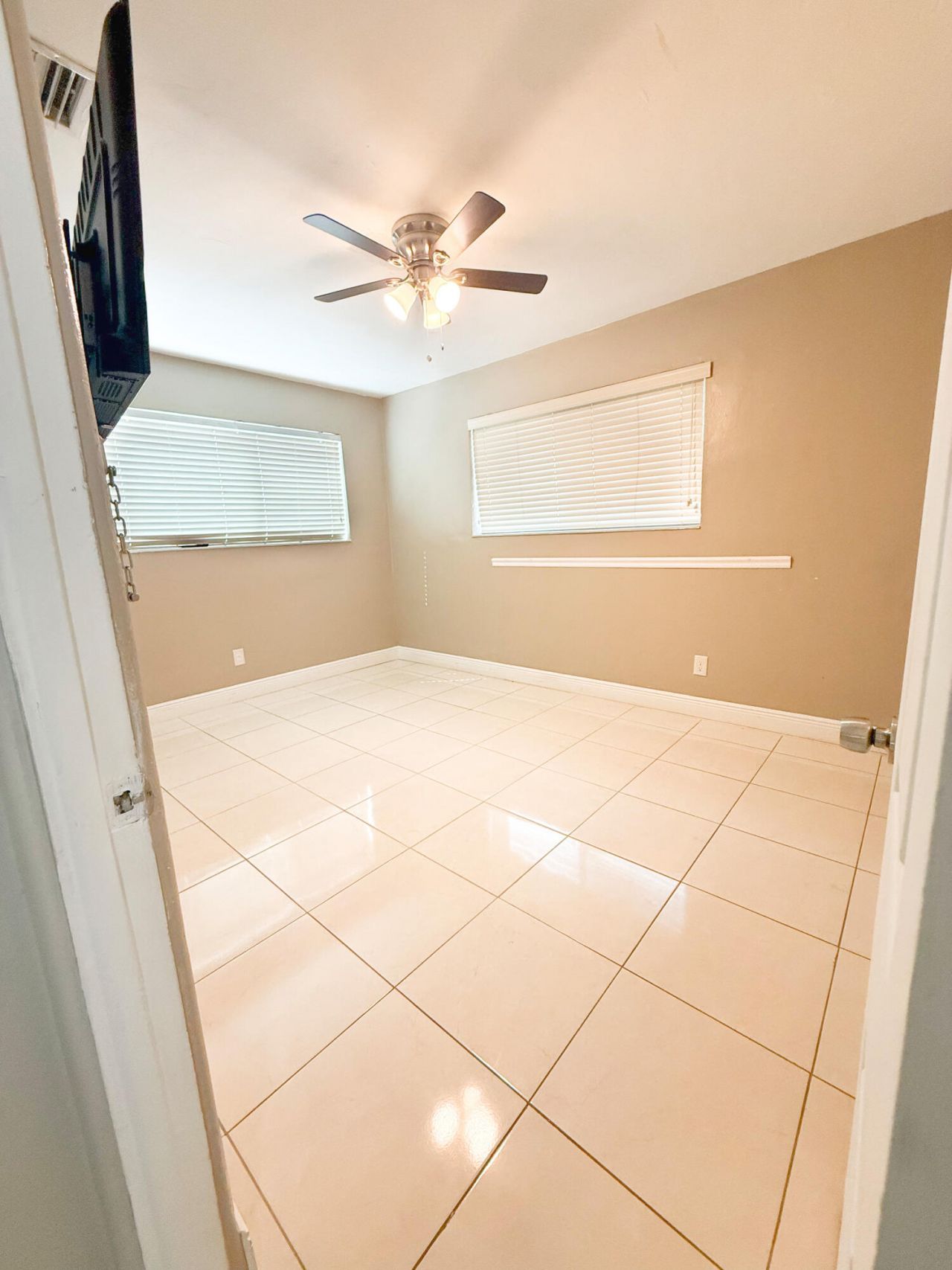 19731 NW 4th Avenue, Miami Gardens, FL 33169 Photo