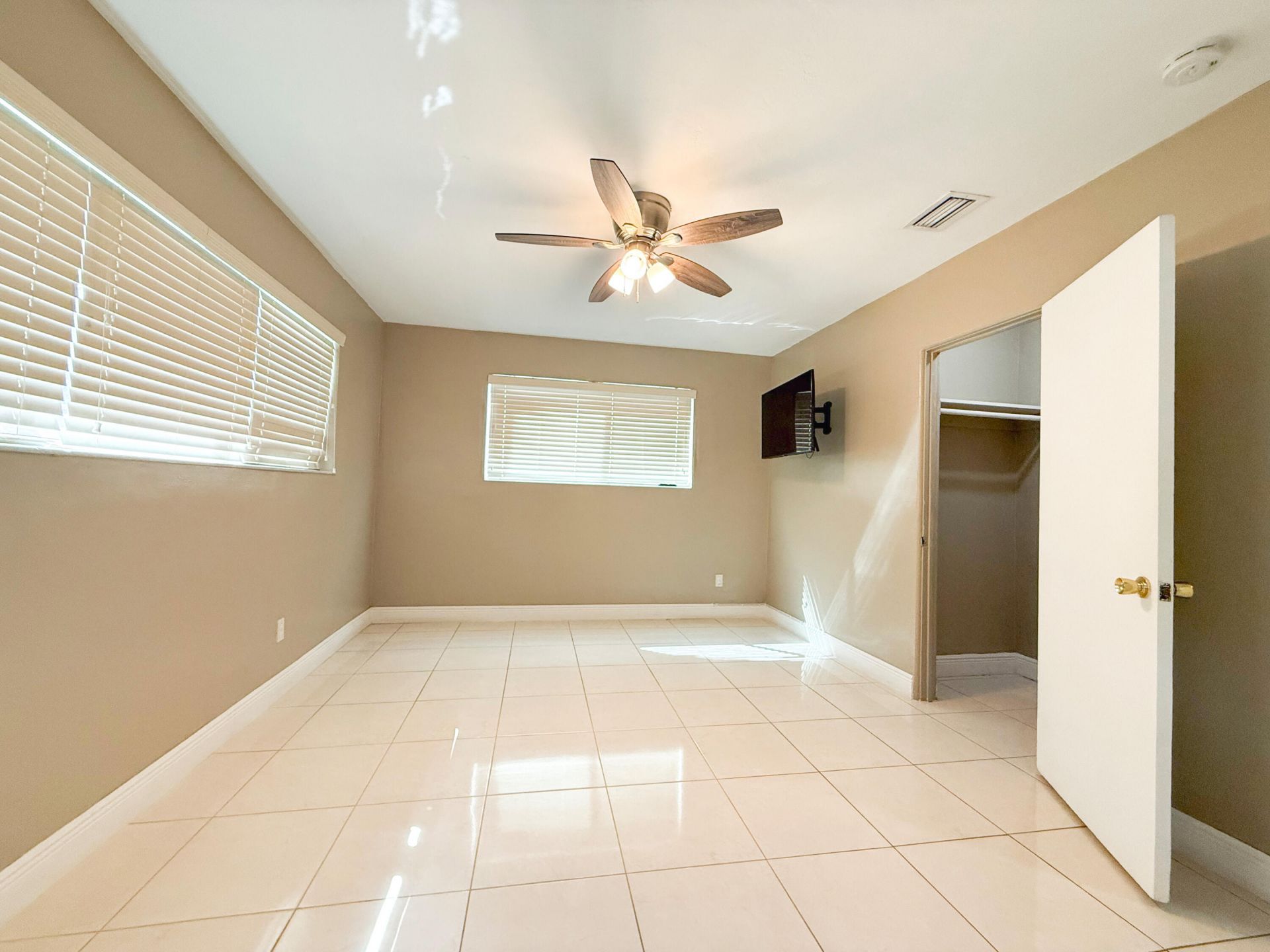 19731 NW 4th Avenue, Miami Gardens, FL 33169 Photo