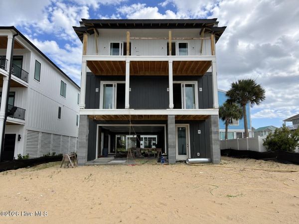 137 W Third Street, Ocean Isle Beach, NC 28469