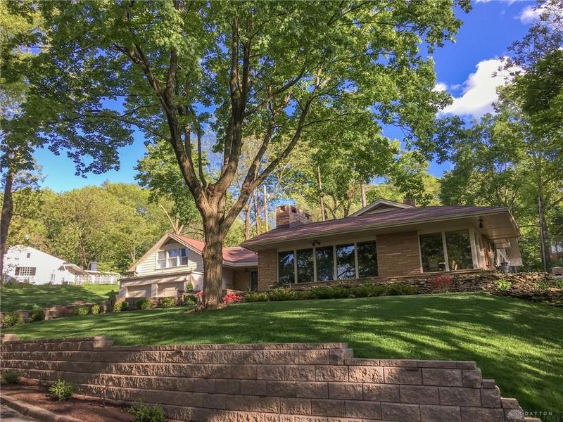 450 Ridgewood Avenue, Oakwood, OH 45409 Photo 3