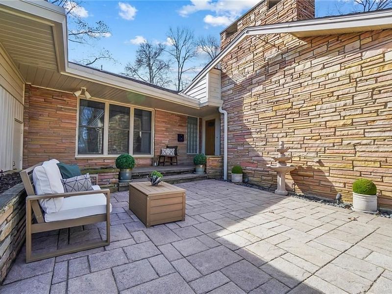 450 Ridgewood Avenue, Oakwood, OH 45409 Photo 4