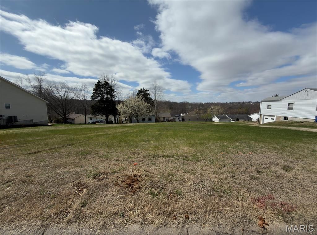 1083 Bieker Road, Washington, MO 63090 Main Photo