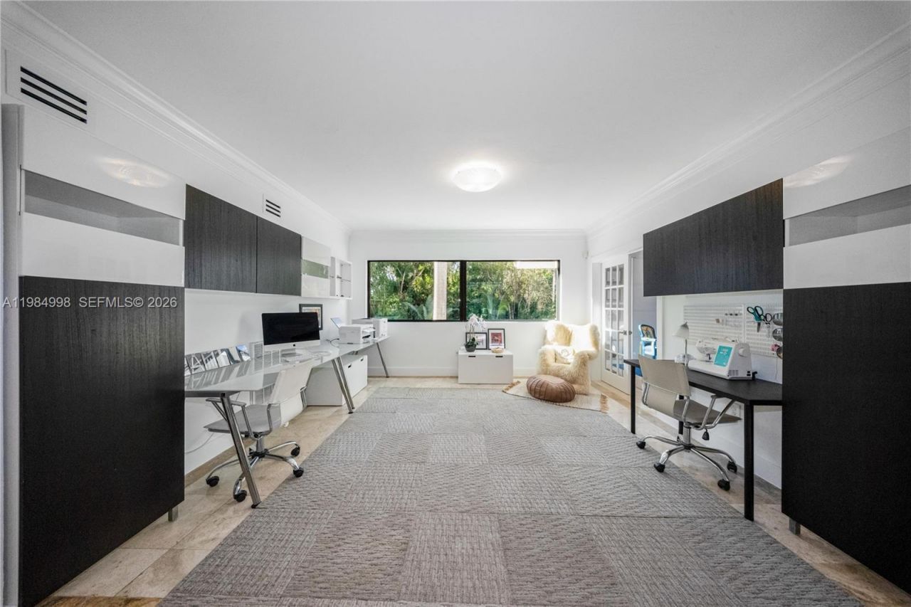 5981 SW 136th St , Pinecrest, FL 33156 Photo