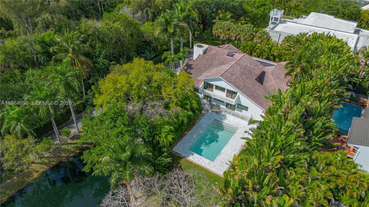 5981 SW 136th St, Pinecrest, FL 33156 Photo