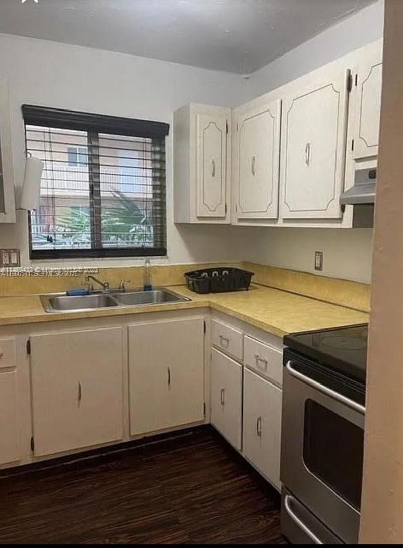 7910 Taft St, Unit 107, Pembroke Pines, FL 33024 Photo