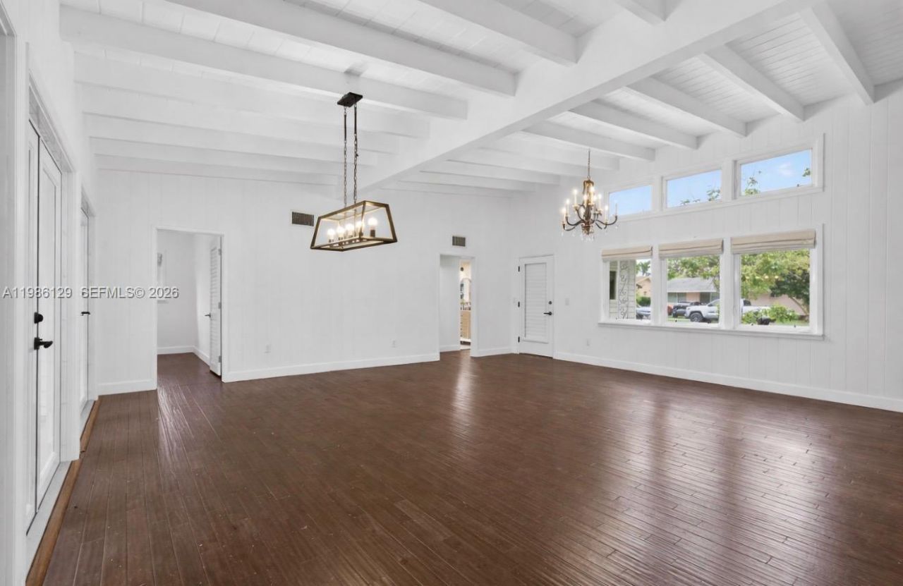 6395 SW 42nd Ter, South Miami, FL 33155 Photo