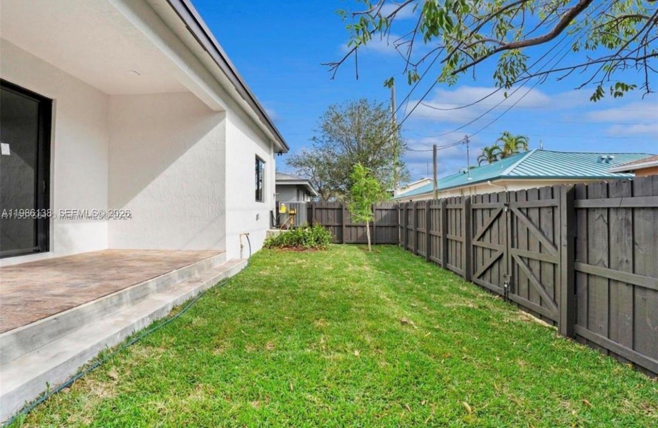 2210 Farragut St , Hollywood, FL 33020 Photo