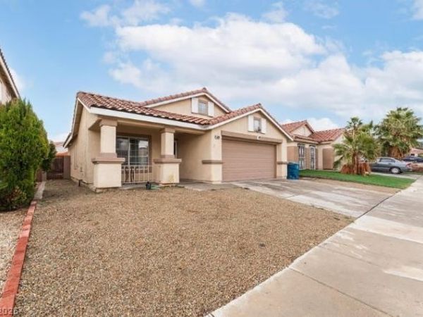 6669 Lucky Strike Way, Las Vegas, NV 89108