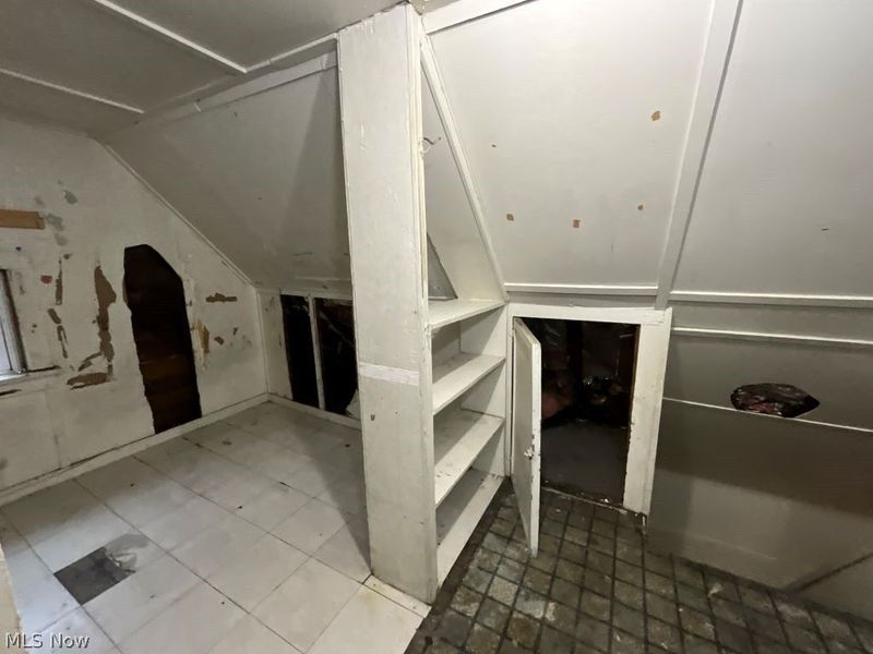 2401 Garden, Cleveland, OH 44109 Photo 27