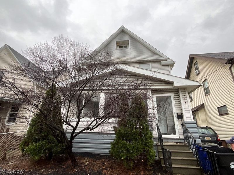 2401 Garden, Cleveland, OH 44109 Photo 3